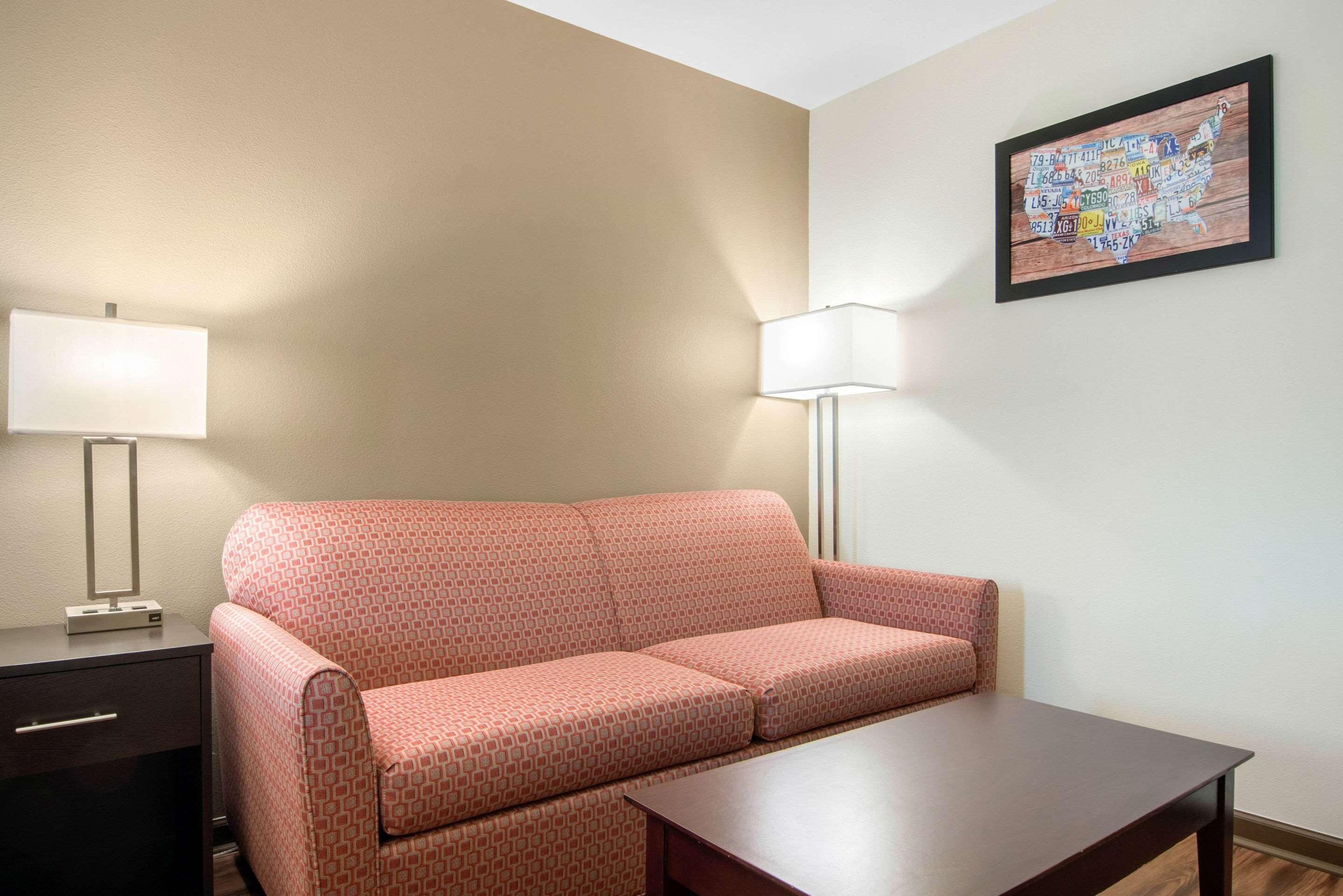 Econo Lodge Inn & Suites Springfield Ngoại thất bức ảnh