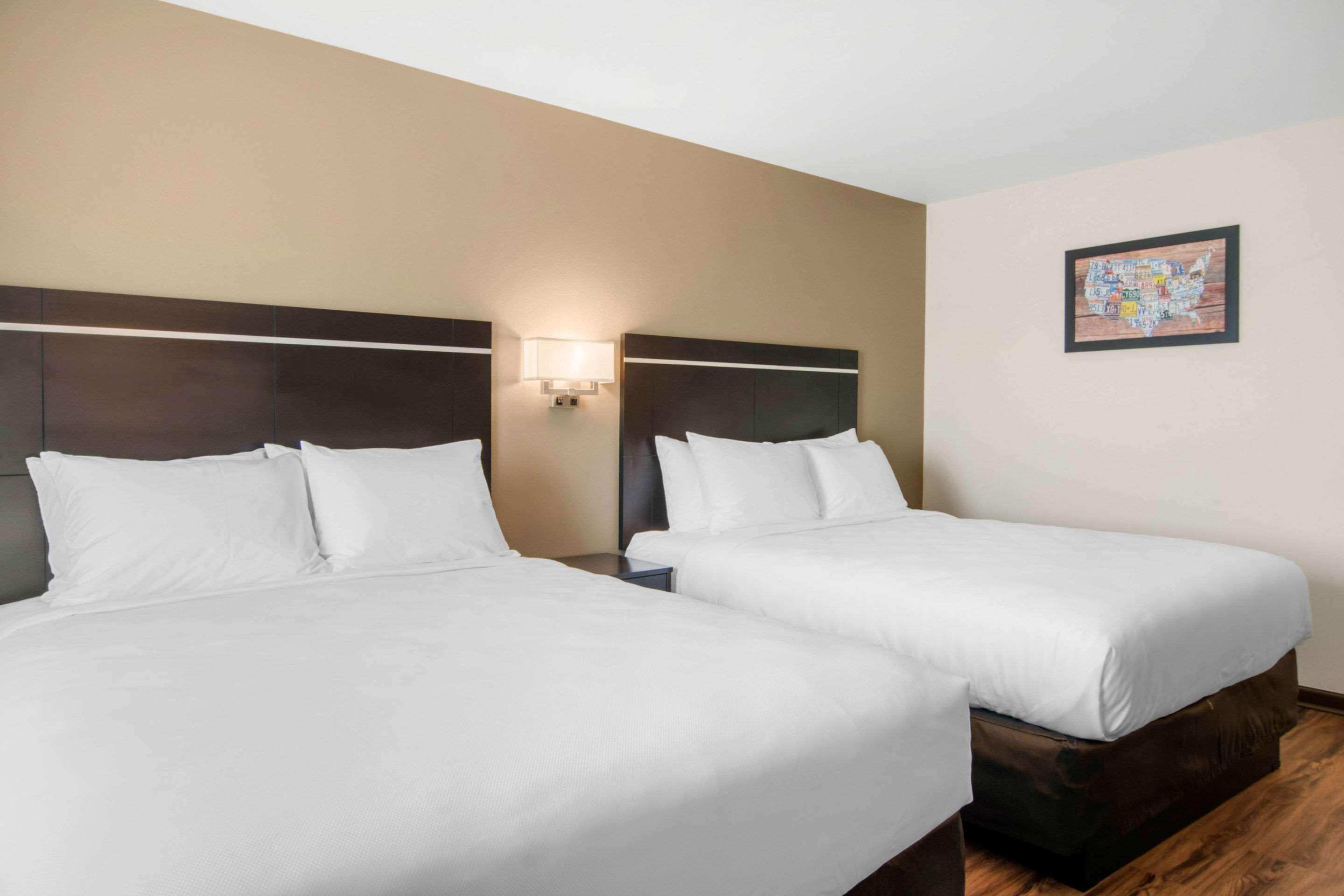 Econo Lodge Inn & Suites Springfield Ngoại thất bức ảnh