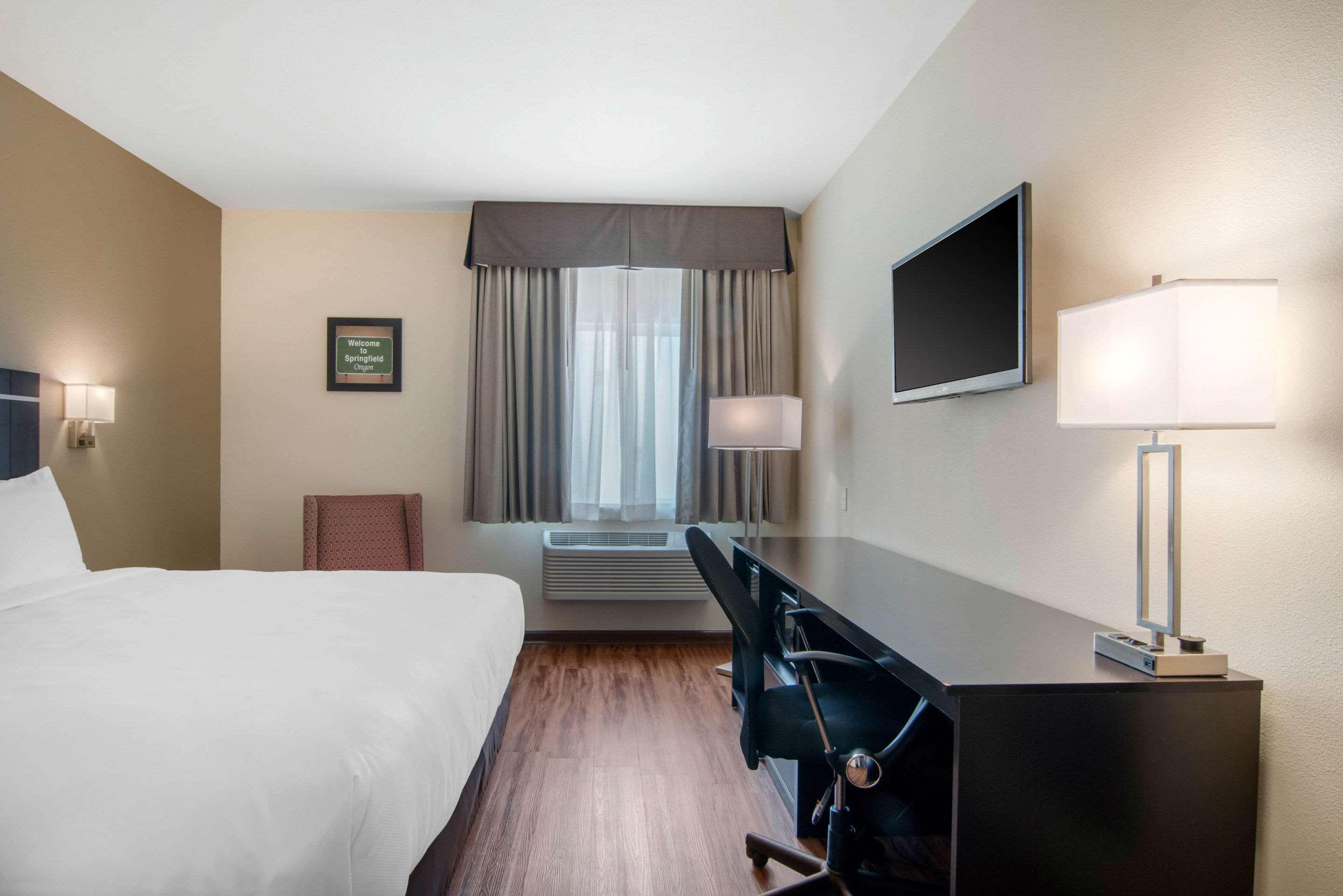 Econo Lodge Inn & Suites Springfield Ngoại thất bức ảnh