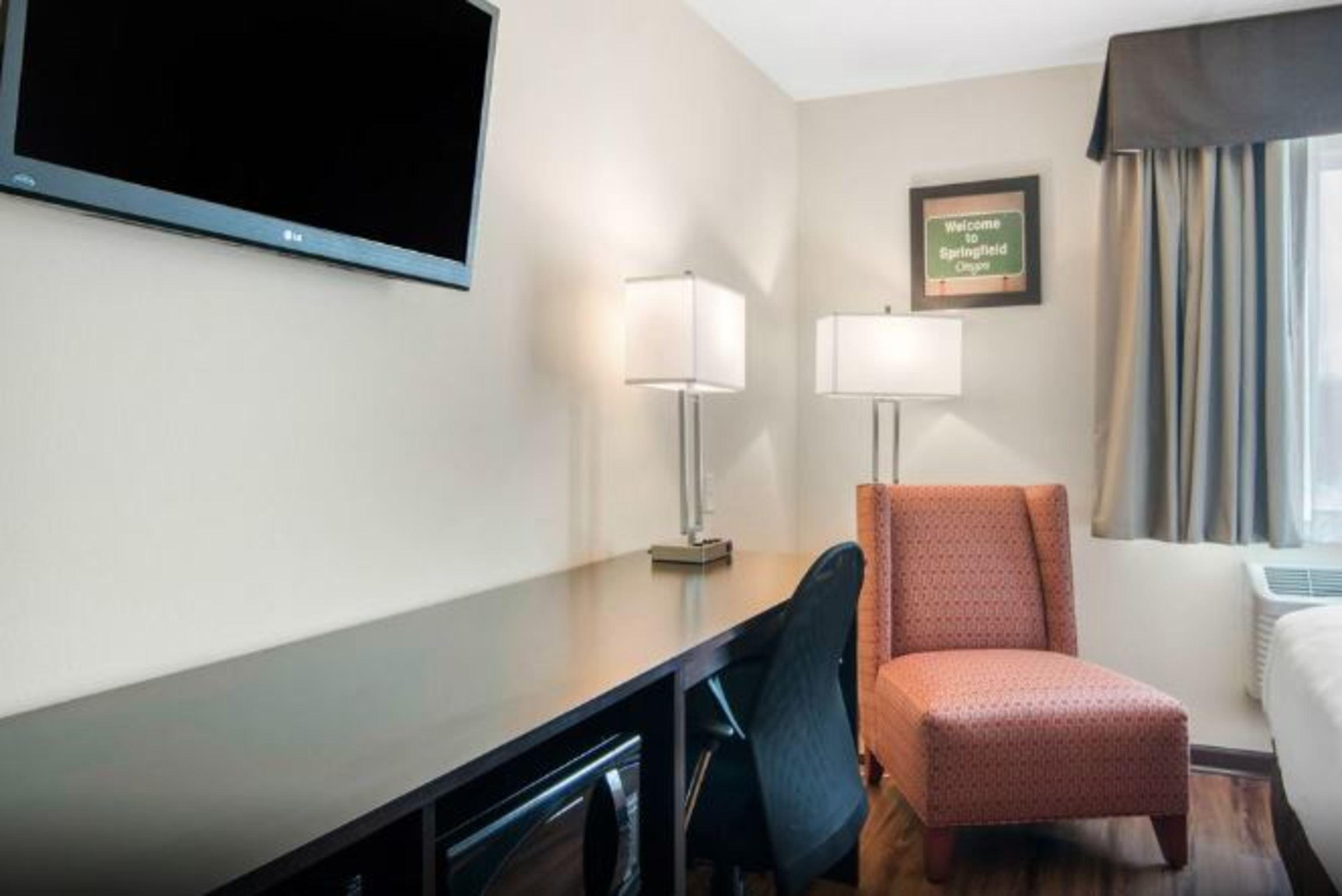 Econo Lodge Inn & Suites Springfield Ngoại thất bức ảnh