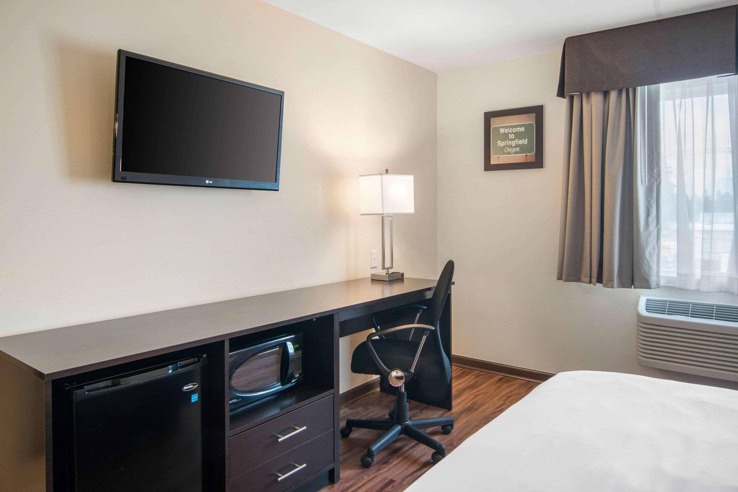Econo Lodge Inn & Suites Springfield Ngoại thất bức ảnh